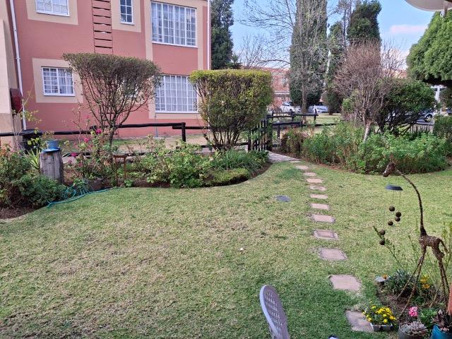2 Bedroom Property for Sale in Farrarmere Gauteng