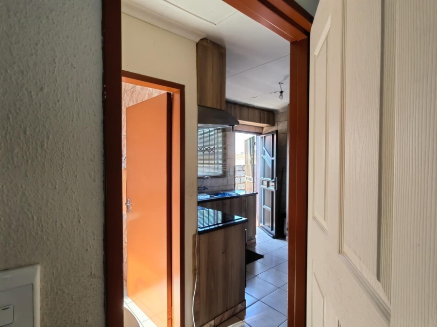 3 Bedroom Property for Sale in Tokoza Gauteng