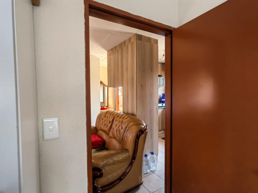 3 Bedroom Property for Sale in Tokoza Gauteng