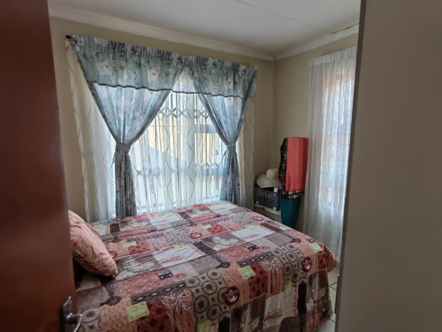 3 Bedroom Property for Sale in Tokoza Gauteng