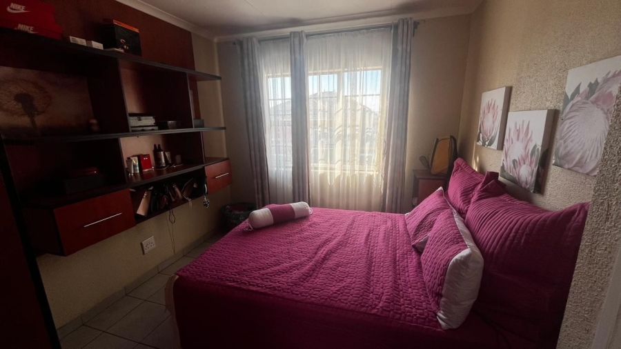3 Bedroom Property for Sale in Albertsdal Gauteng