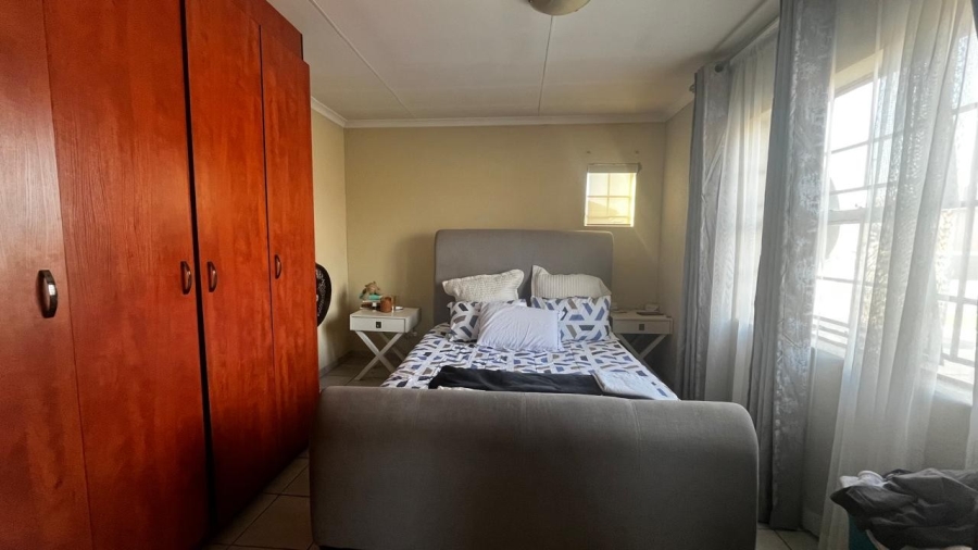 3 Bedroom Property for Sale in Albertsdal Gauteng