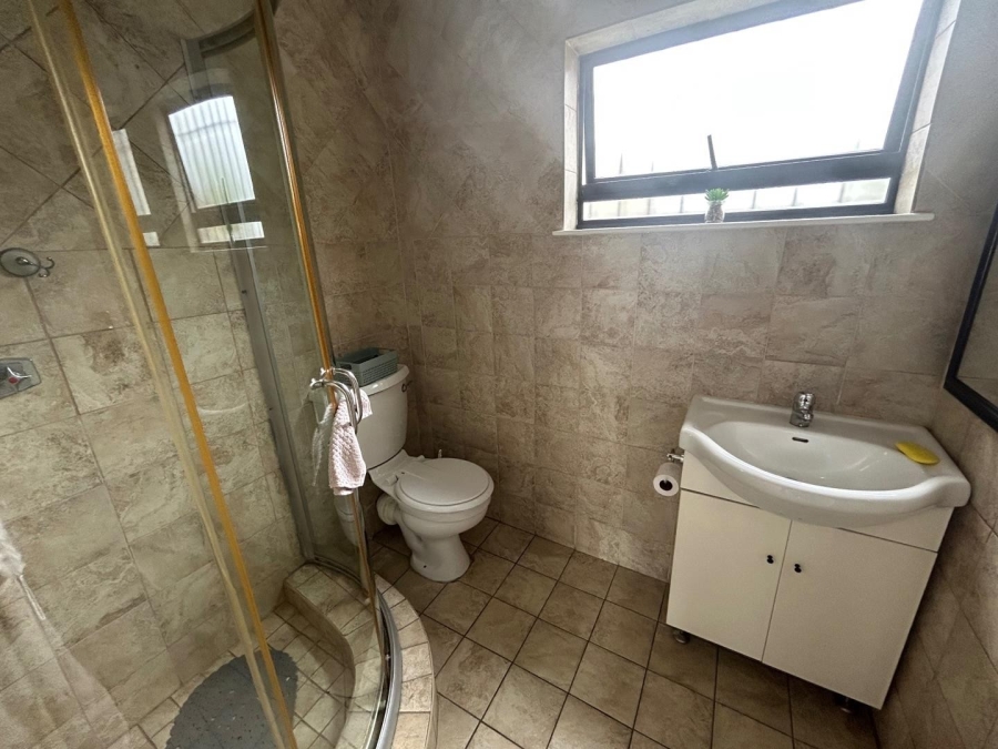 3 Bedroom Property for Sale in Verwoerdpark Gauteng