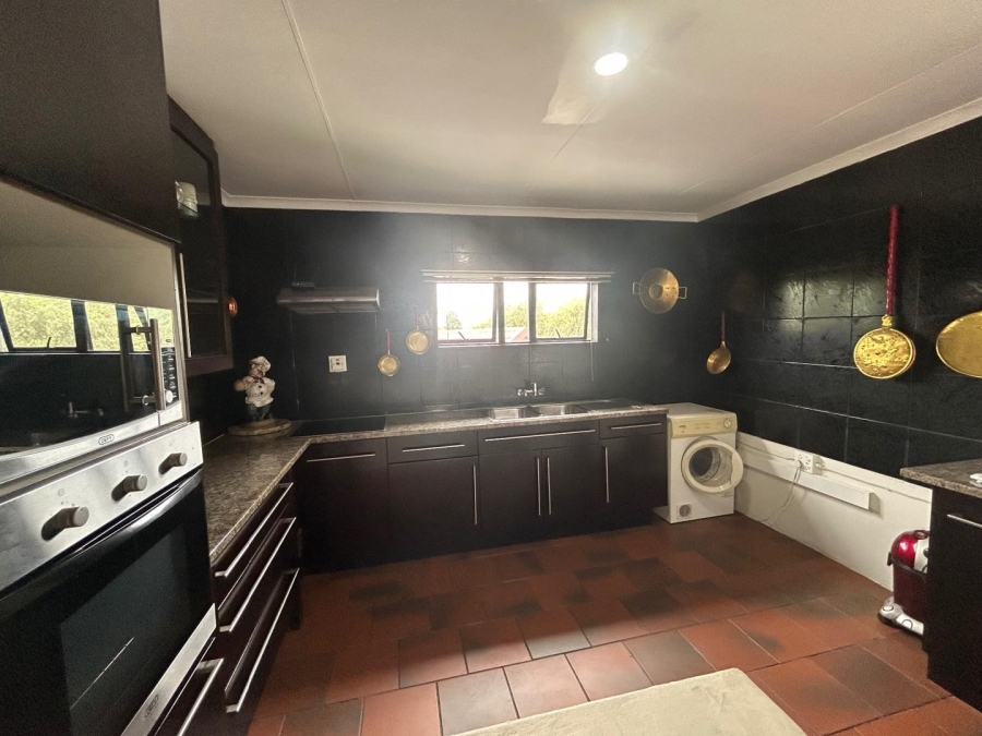 3 Bedroom Property for Sale in Verwoerdpark Gauteng