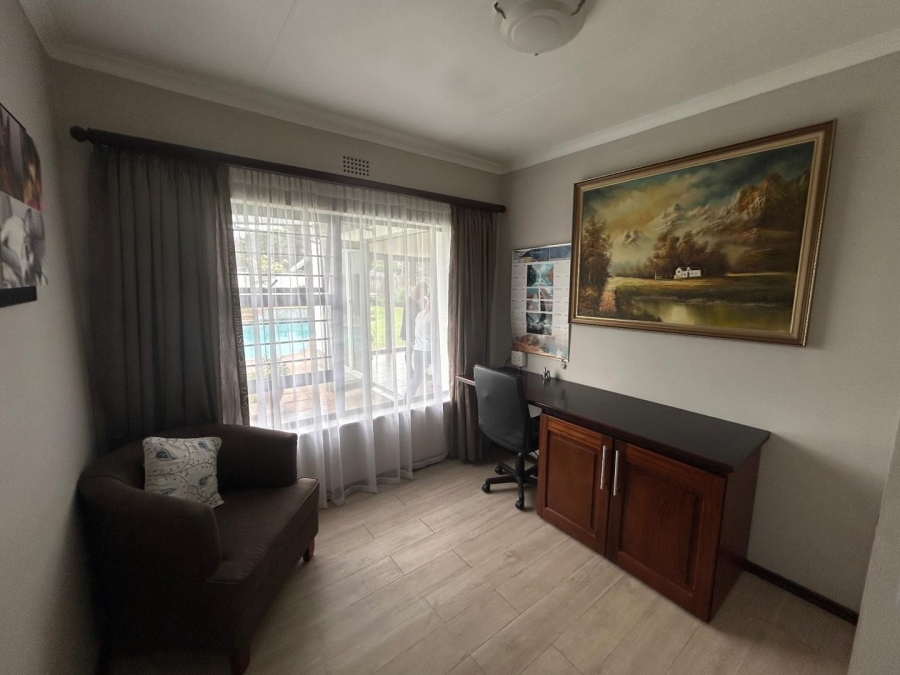 3 Bedroom Property for Sale in Verwoerdpark Gauteng