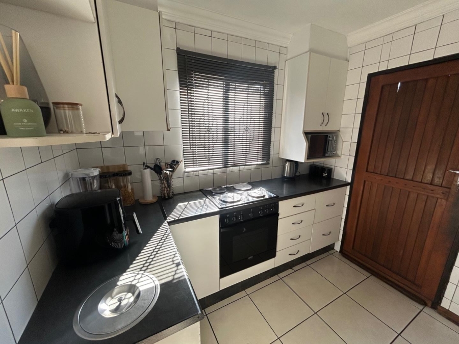 2 Bedroom Property for Sale in Roodekop Gauteng