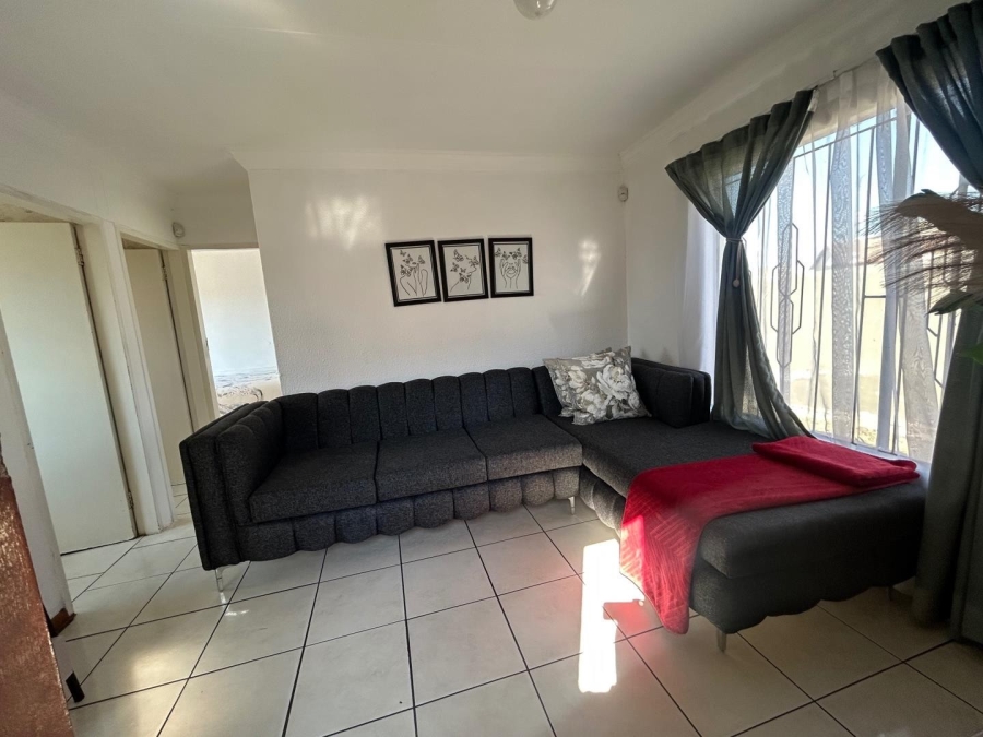2 Bedroom Property for Sale in Roodekop Gauteng