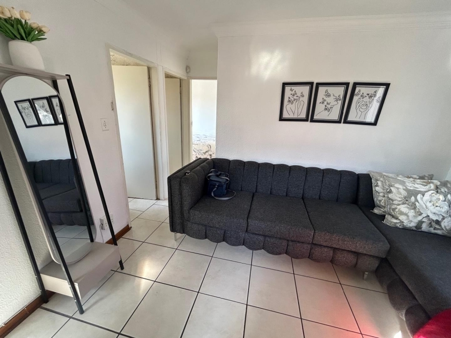 2 Bedroom Property for Sale in Roodekop Gauteng