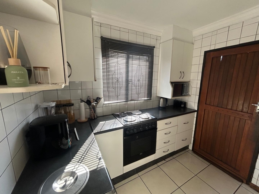 2 Bedroom Property for Sale in Roodekop Gauteng