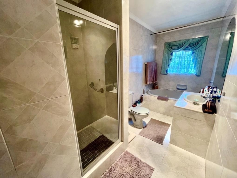 3 Bedroom Property for Sale in New Redruth Gauteng