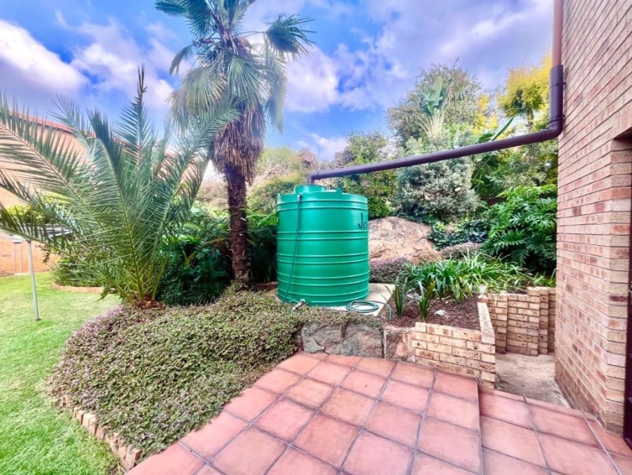 3 Bedroom Property for Sale in New Redruth Gauteng