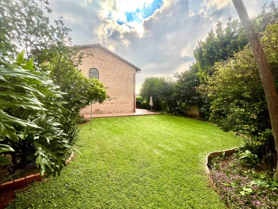 3 Bedroom Property for Sale in New Redruth Gauteng
