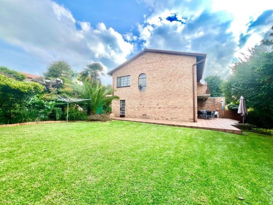 3 Bedroom Property for Sale in New Redruth Gauteng