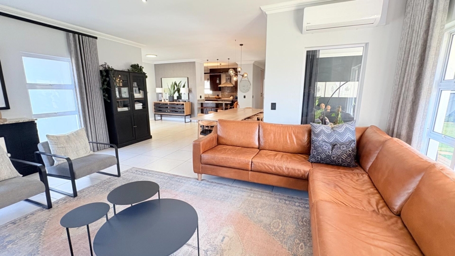 4 Bedroom Property for Sale in Midstream Hill Gauteng