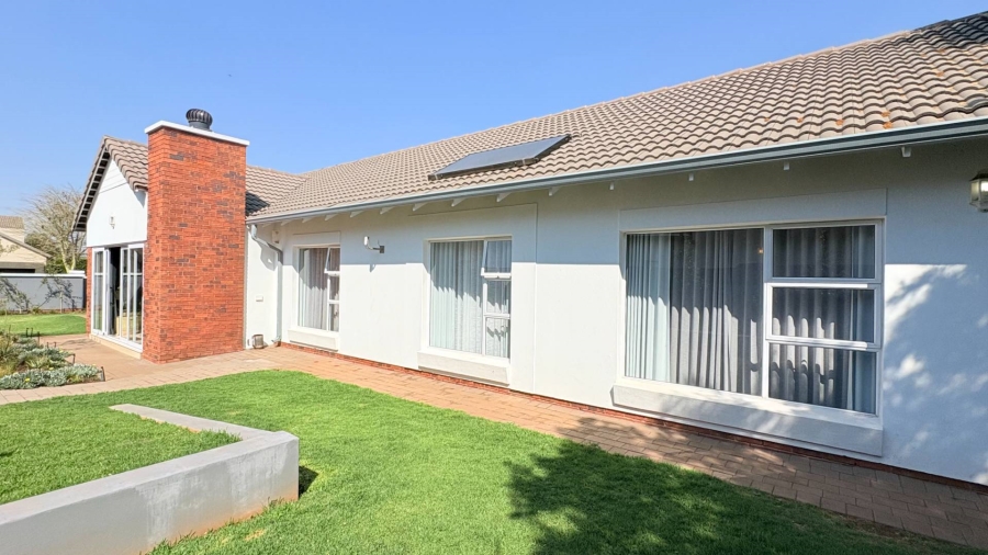 4 Bedroom Property for Sale in Midstream Hill Gauteng