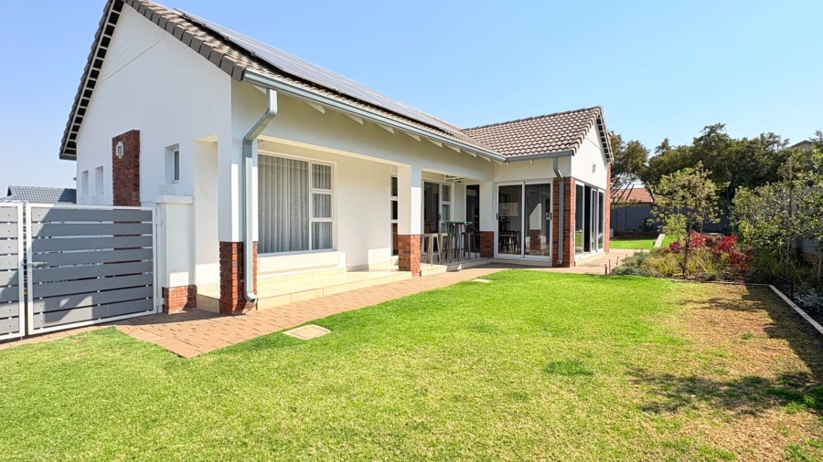 4 Bedroom Property for Sale in Midstream Hill Gauteng