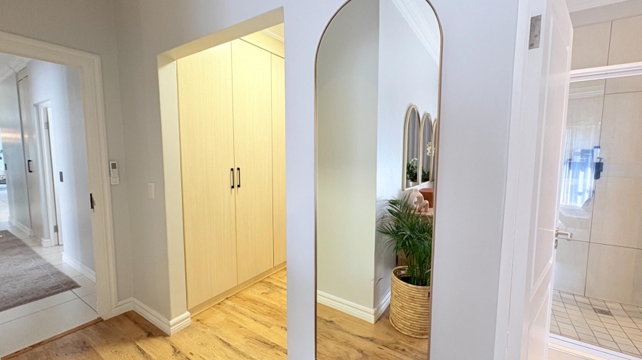 4 Bedroom Property for Sale in Midstream Hill Gauteng