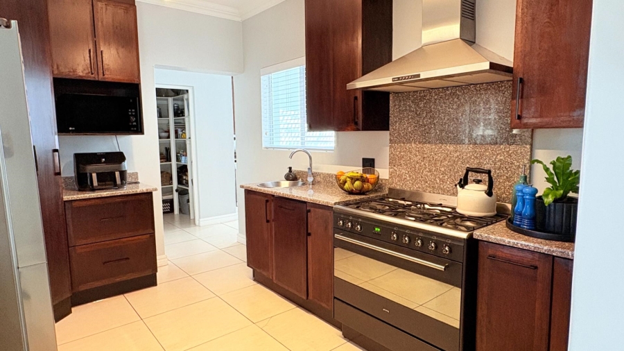 4 Bedroom Property for Sale in Midstream Hill Gauteng