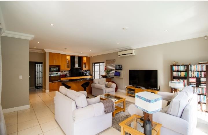To Let 4 Bedroom Property for Rent in Sunset Acres Gauteng