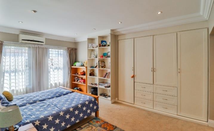 To Let 4 Bedroom Property for Rent in Sunset Acres Gauteng