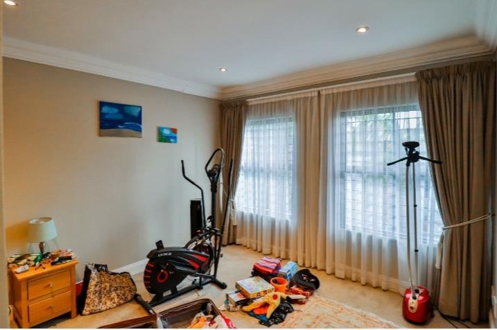 To Let 4 Bedroom Property for Rent in Sunset Acres Gauteng