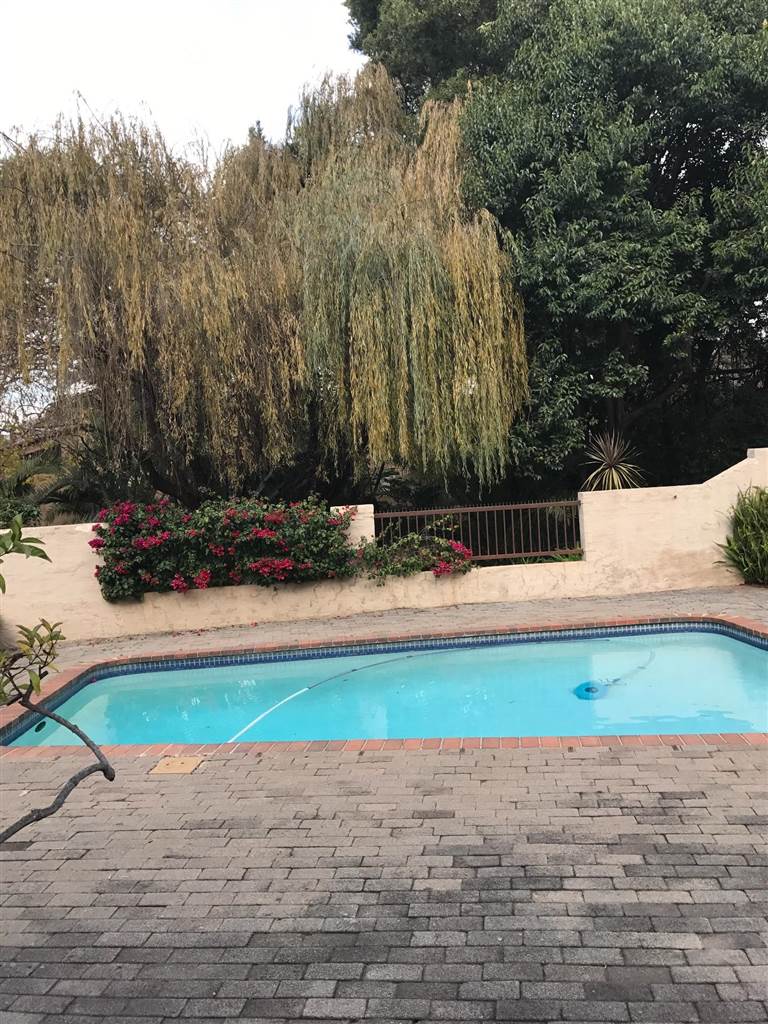 To Let 2 Bedroom Property for Rent in Sandown Gauteng