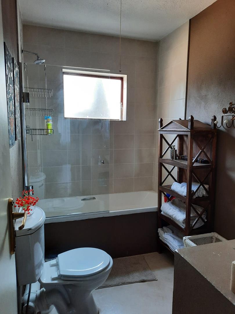 To Let 2 Bedroom Property for Rent in Strathavon Gauteng