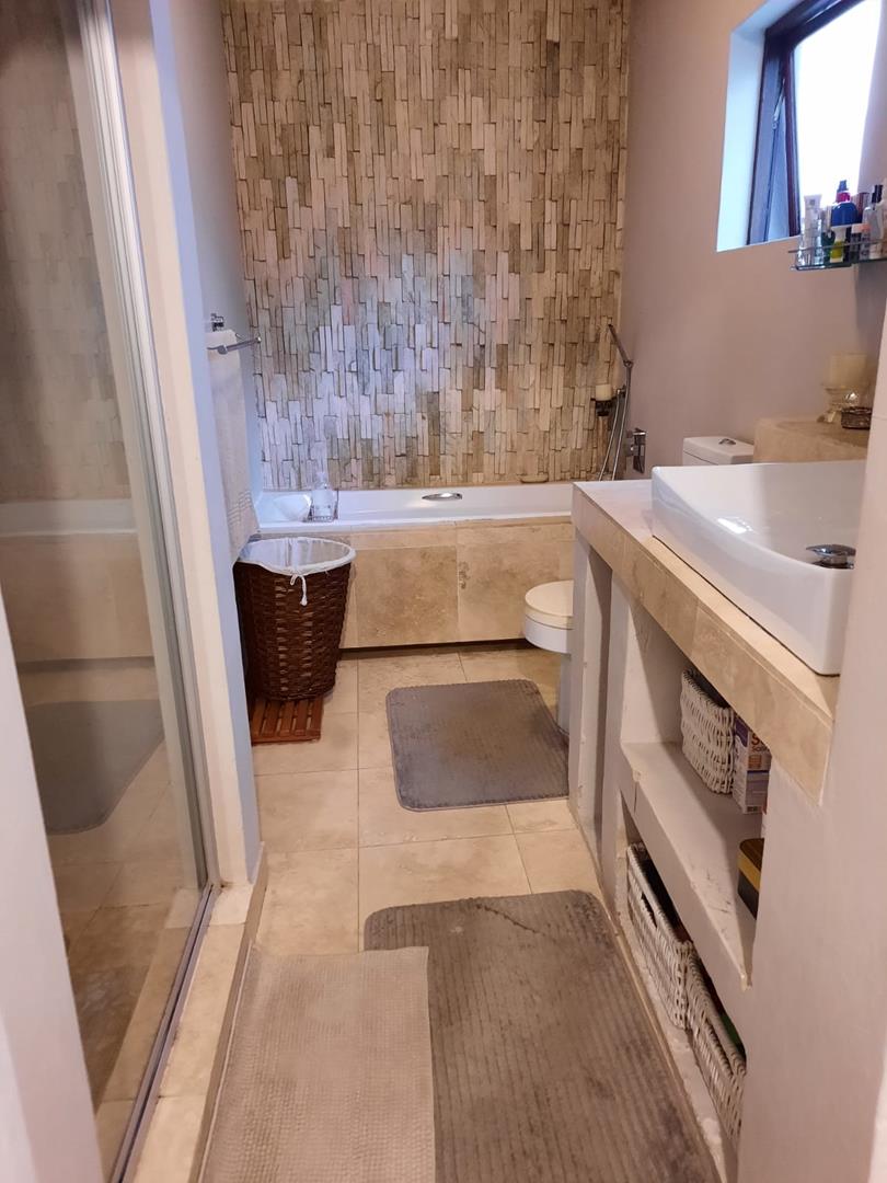 To Let 2 Bedroom Property for Rent in Strathavon Gauteng