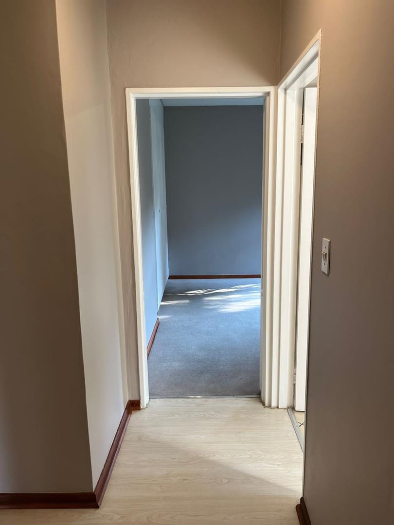 To Let 2 Bedroom Property for Rent in Paulshof Gauteng