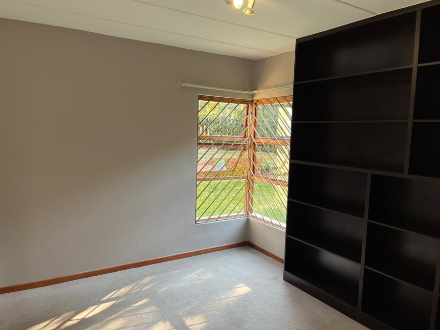 To Let 2 Bedroom Property for Rent in Paulshof Gauteng
