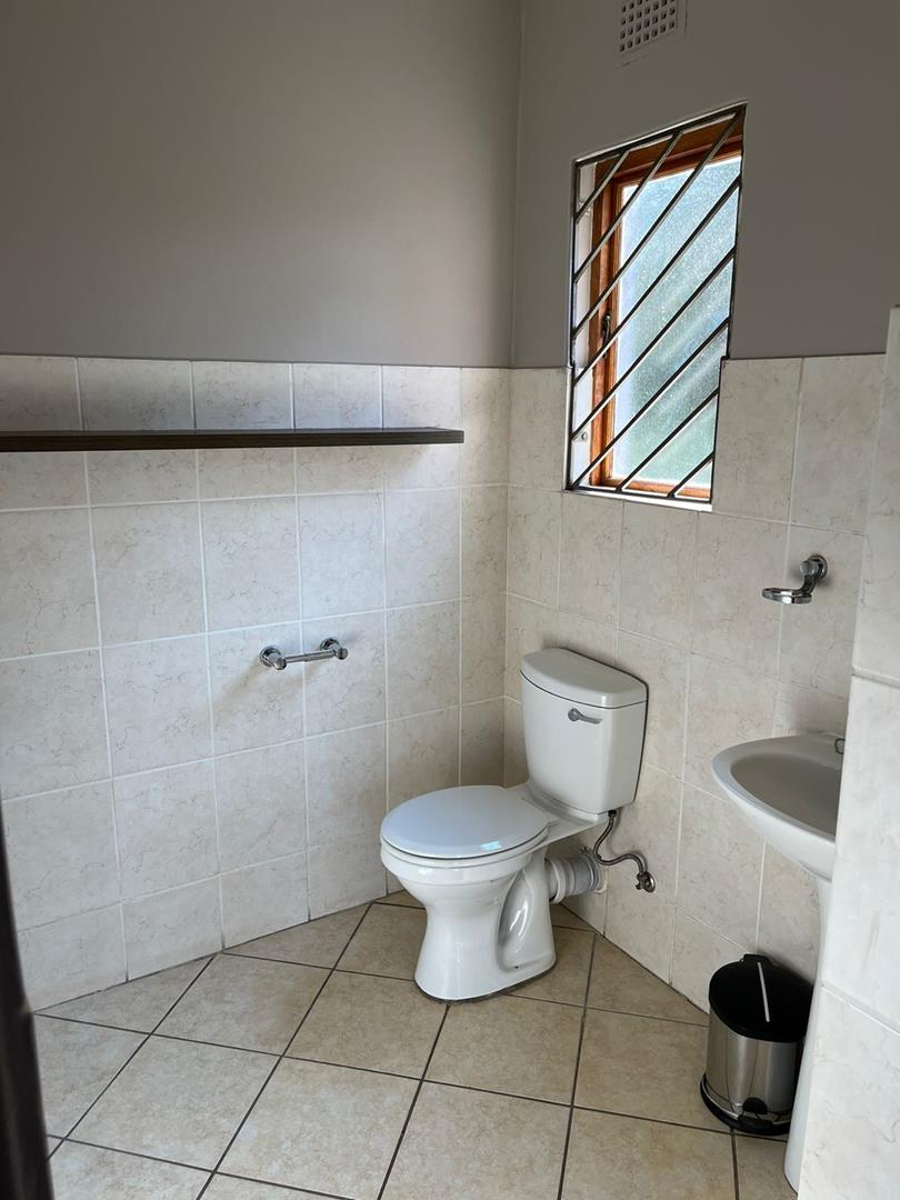 To Let 2 Bedroom Property for Rent in Paulshof Gauteng