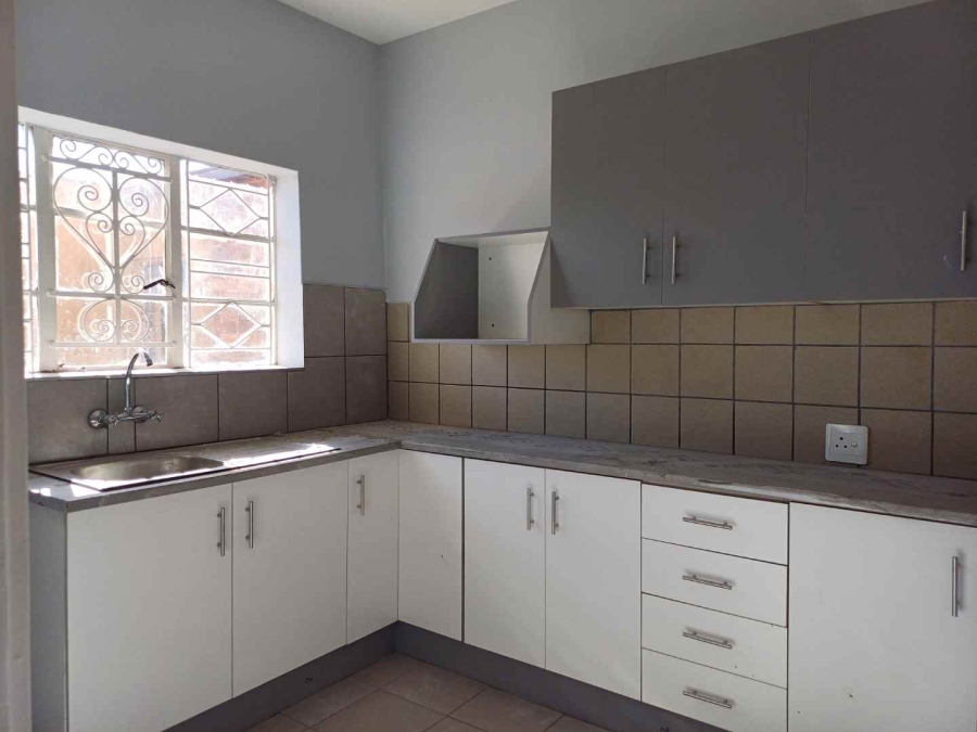 2 Bedroom Property for Sale in Rosettenville Gauteng