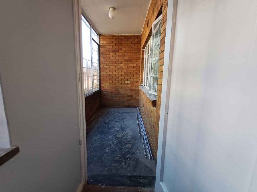 2 Bedroom Property for Sale in Rosettenville Gauteng