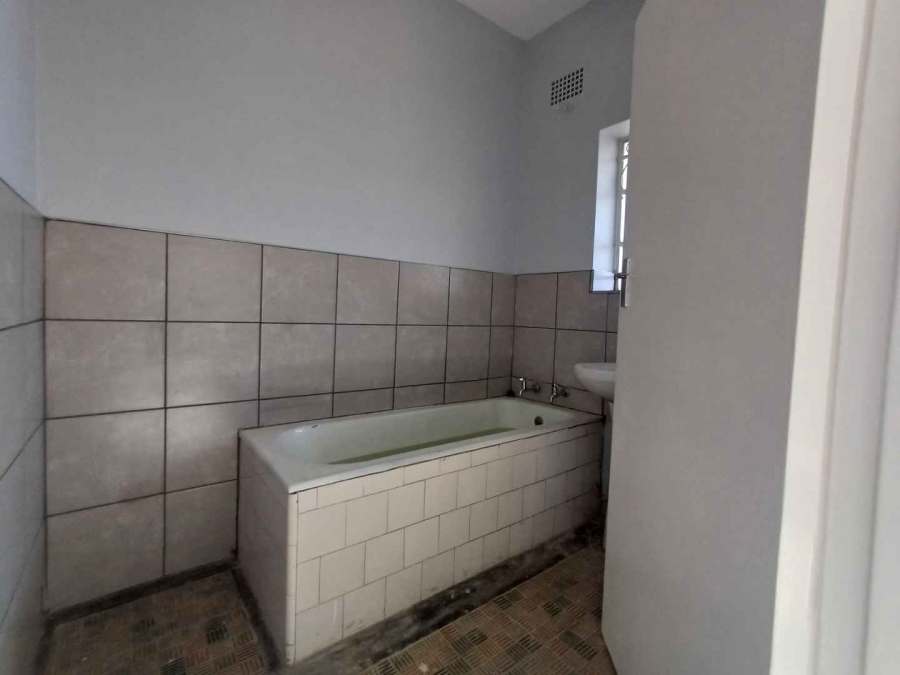 2 Bedroom Property for Sale in Rosettenville Gauteng