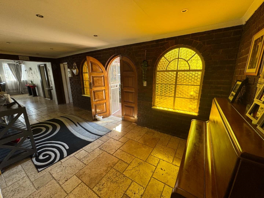 4 Bedroom Property for Sale in Brackenhurst Gauteng