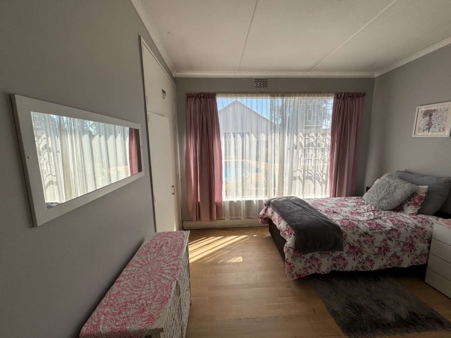 4 Bedroom Property for Sale in Brackenhurst Gauteng