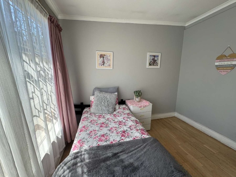 4 Bedroom Property for Sale in Brackenhurst Gauteng