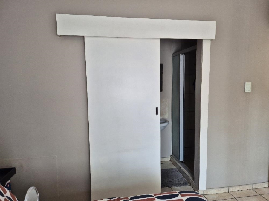 2 Bedroom Property for Sale in Witfield Gauteng
