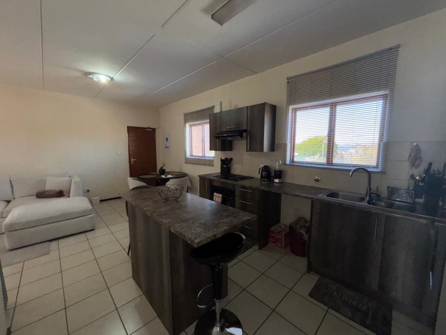 2 Bedroom Property for Sale in Olivedale Gauteng