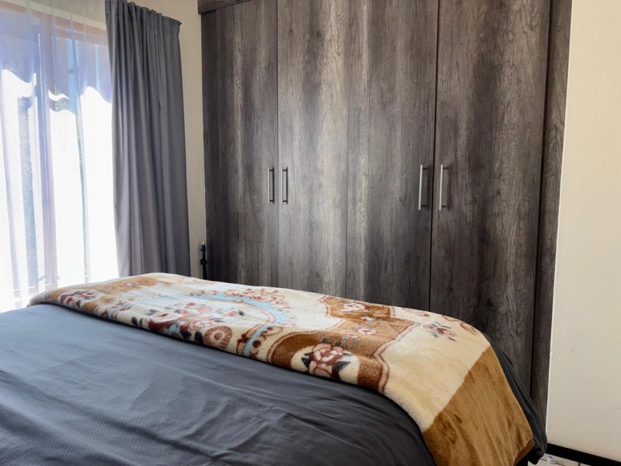 2 Bedroom Property for Sale in Olivedale Gauteng