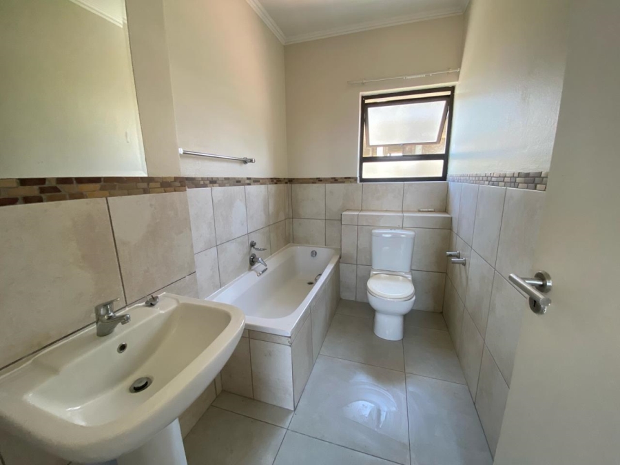 To Let 2 Bedroom Property for Rent in Sunninghill Gauteng