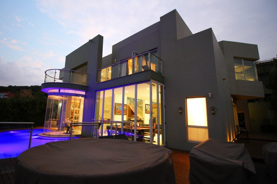 5 Bedroom Property for Sale in Featherbrooke Estate Gauteng