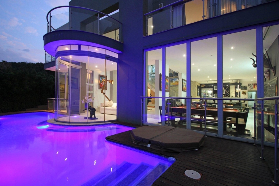 5 Bedroom Property for Sale in Featherbrooke Estate Gauteng