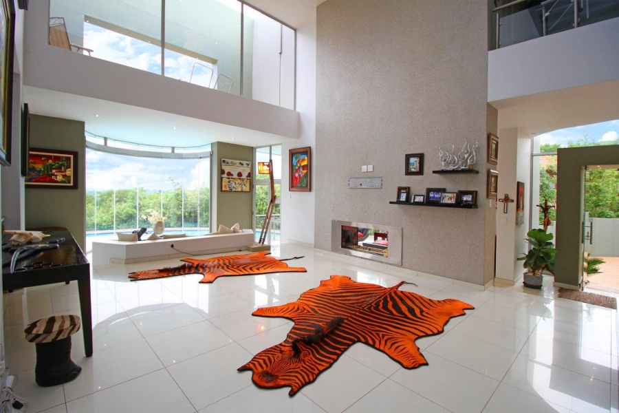 5 Bedroom Property for Sale in Featherbrooke Estate Gauteng