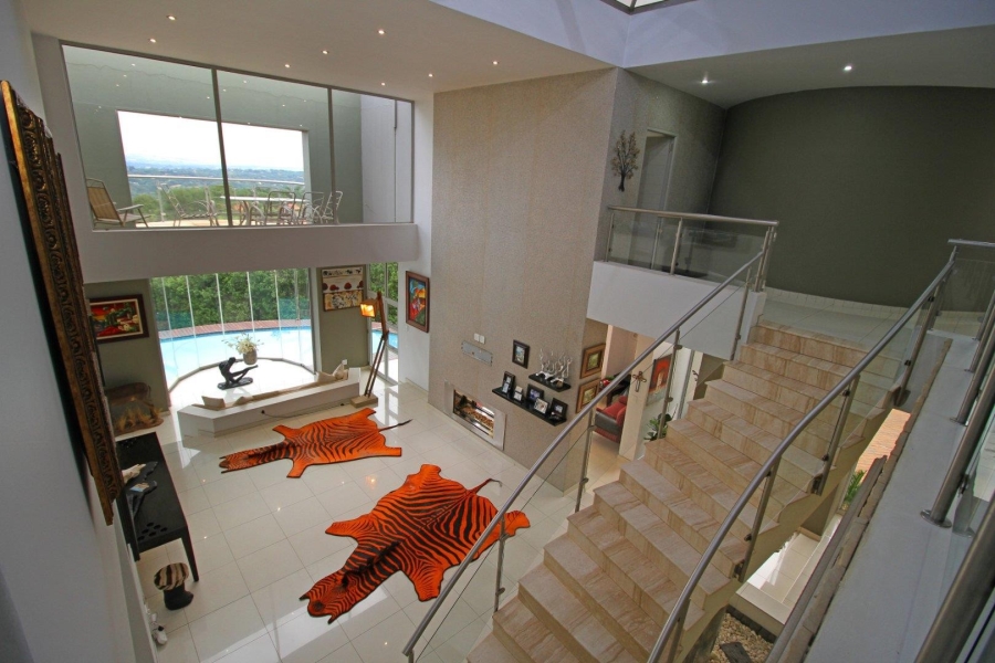 5 Bedroom Property for Sale in Featherbrooke Estate Gauteng