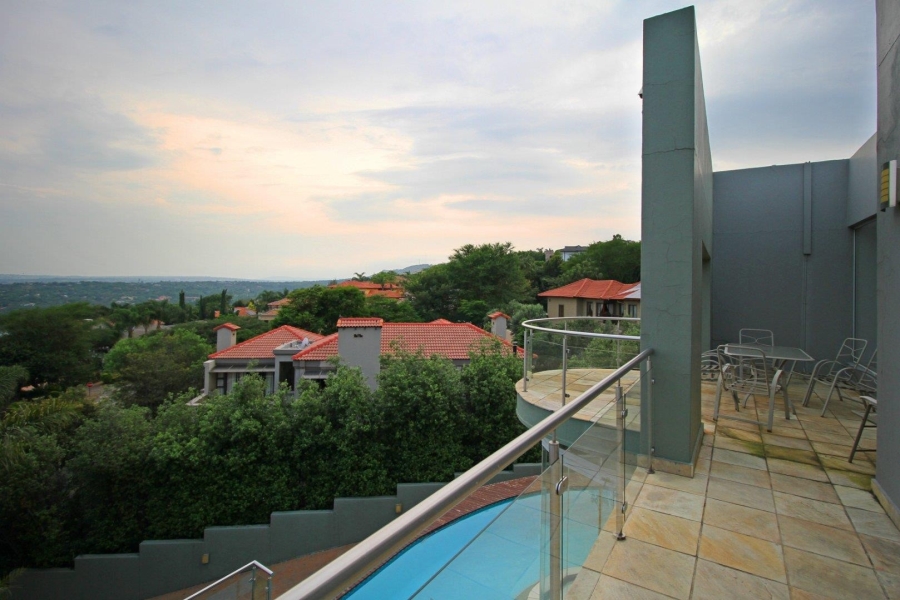 5 Bedroom Property for Sale in Featherbrooke Estate Gauteng