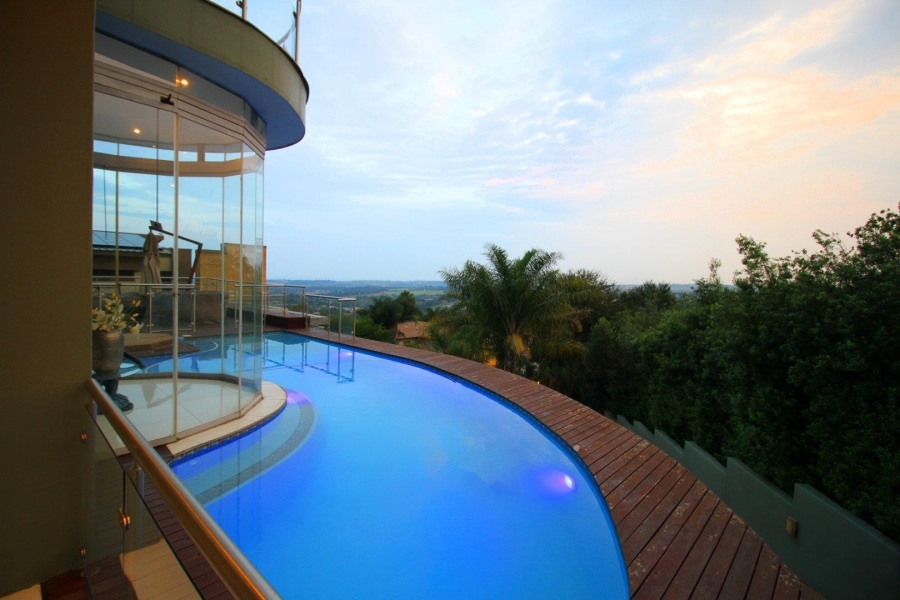 5 Bedroom Property for Sale in Featherbrooke Estate Gauteng