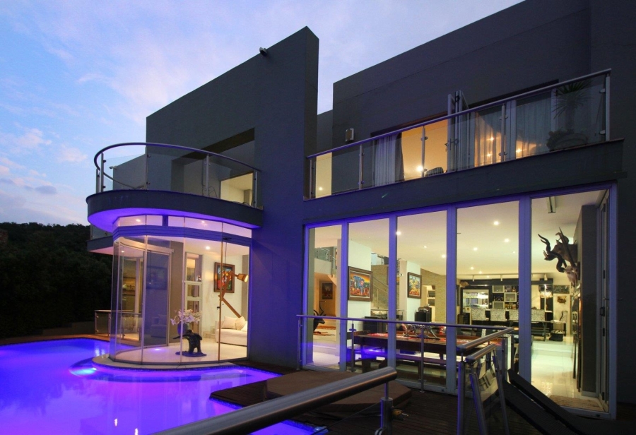 5 Bedroom Property for Sale in Featherbrooke Estate Gauteng