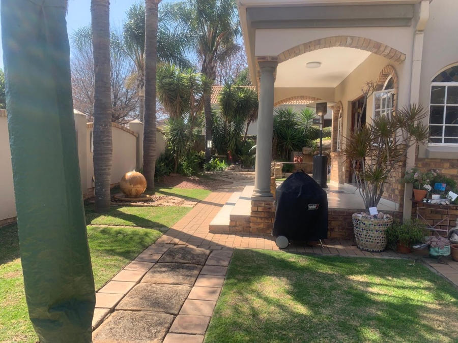 3 Bedroom Property for Sale in Glen Erasmia Gauteng