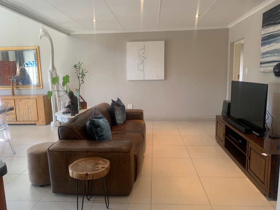 3 Bedroom Property for Sale in Glen Erasmia Gauteng